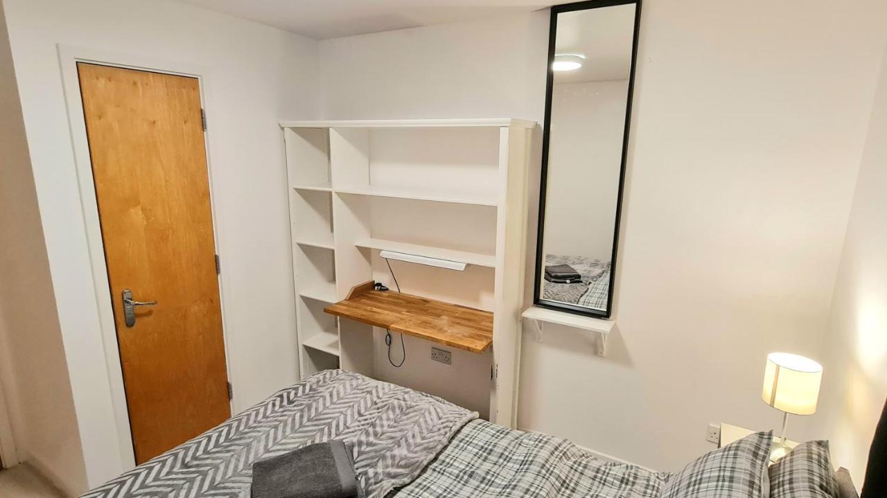 Lovely 3 Bedroom Apartment - Free Parking EDI Exterior photo