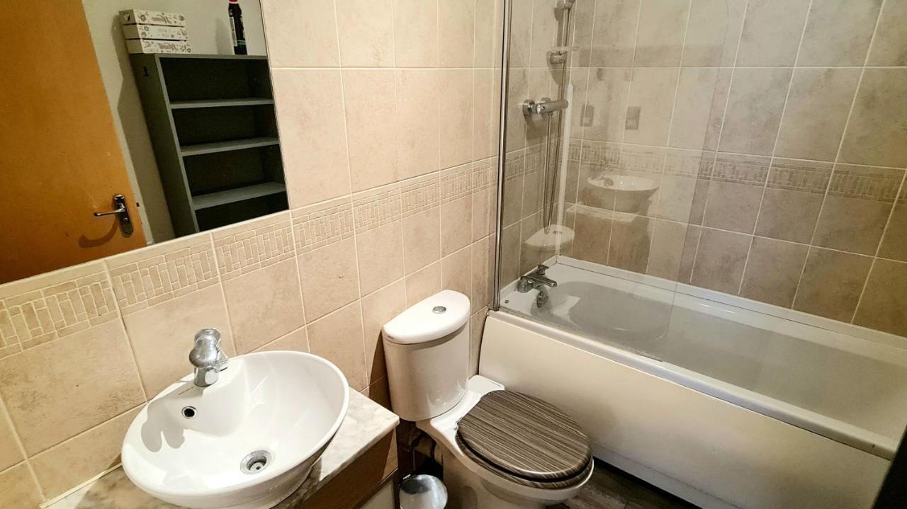 Lovely 3 Bedroom Apartment - Free Parking EDI Exterior photo