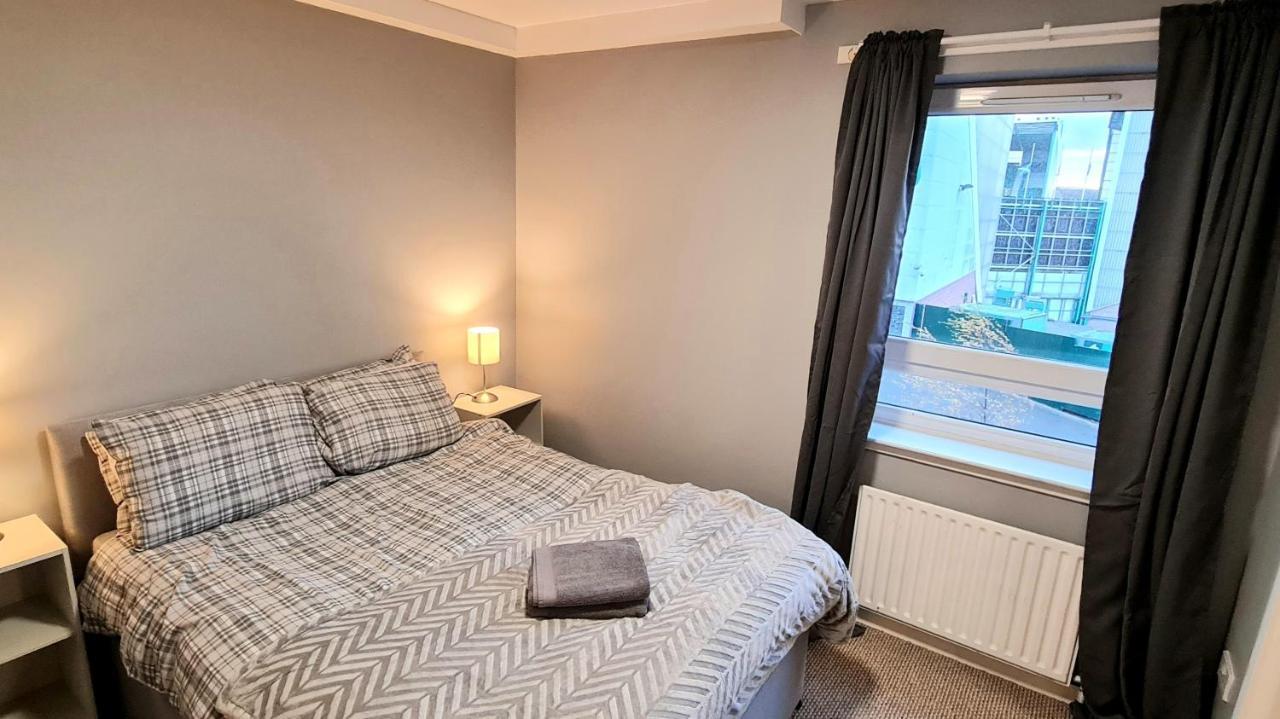 Lovely 3 Bedroom Apartment - Free Parking EDI Exterior photo