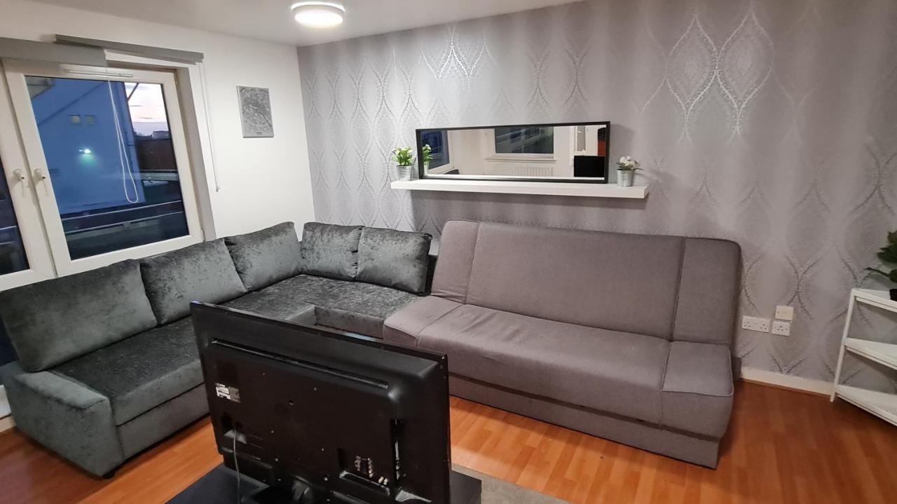 Lovely 3 Bedroom Apartment - Free Parking EDI Exterior photo
