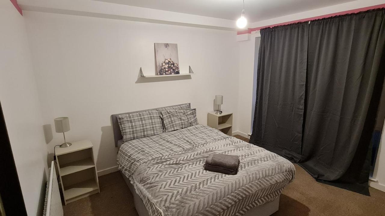 Lovely 3 Bedroom Apartment - Free Parking EDI Exterior photo